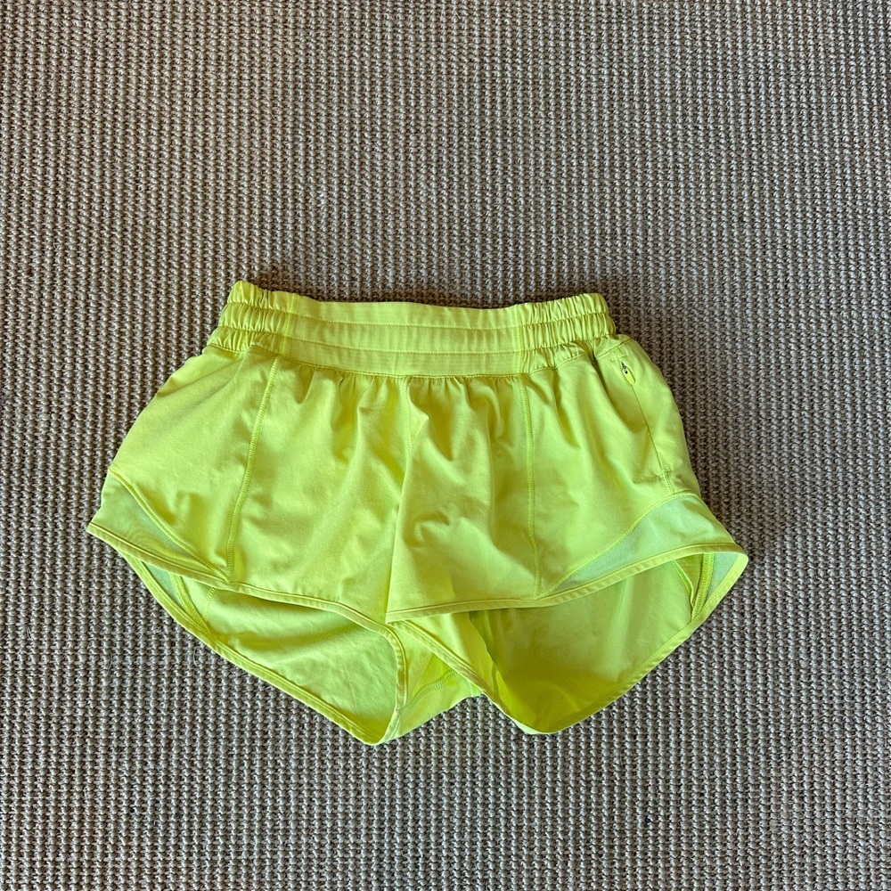 Lululemon highlighter hotty hot shorts